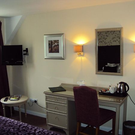 The Crown Of Crucis Country Inn And Hotel Cirencester Exterior foto